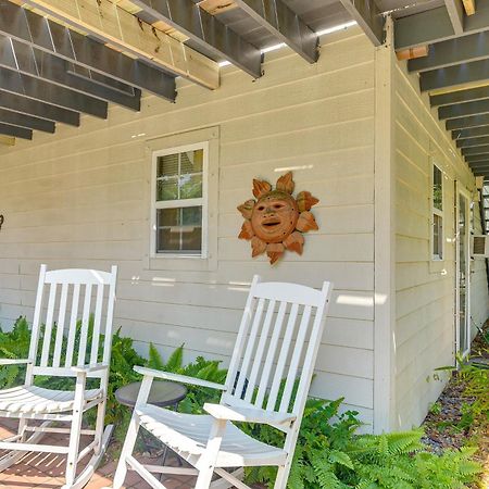 Cozy Galveston Apartment With Private Beach Pass! Exteriör bild